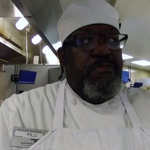 Meet your Posher, Clifton